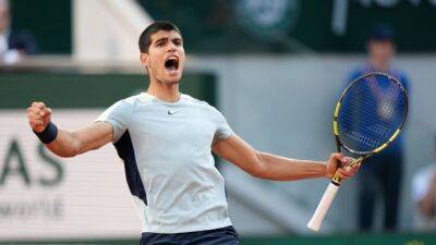 Alcaraz to miss Wimbledon tune-up event with elbow issue