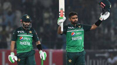 Babar Azam - Watch: Pakistan Captain Babar Azam Hands His 'Player Of The Match' Award To Teammate, Wins Hearts - sports.ndtv.com - Pakistan