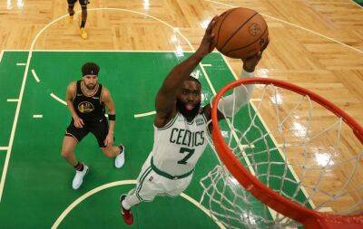 Steve Kerr - Jayson Tatum - Jaylen Brown - Ime Udoka - NBA Finals - Tatum, Brown spark Celtics over Warriors to go 2-1 up - beinsports.com -  Boston - San Francisco - state Golden