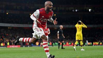 Alexandre Lacazette Returns To Lyon On Free Transfer From Arsenal