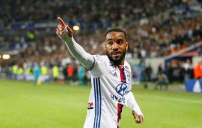 Pierre Emerick Aubameyang - Alexandre Lacazette - Lacazette returns to Lyon on free transfer from Arsenal - beinsports.com