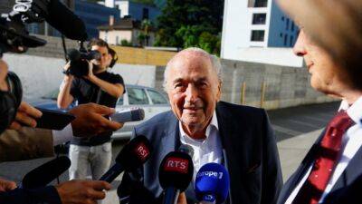 Soccer chief Blatter says Platini payment followed 'gentleman's agreement'
