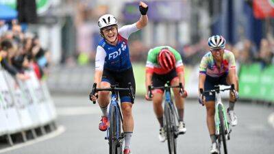 Lorena Wiebes - Women's Tour 2022: Grace Brown wins Stage 4 in Wales, Lorena Wiebes relinquishes race lead - eurosport.com - Italy - Australia - Uae