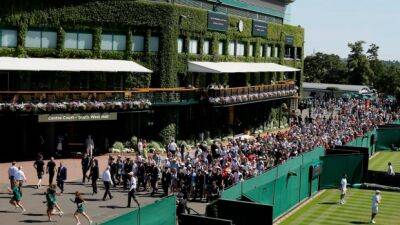 Ash Barty - Ian Hewitt - Wimbledon record prize money at full-capacity tournament - tsn.ca