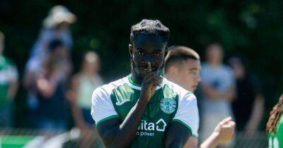Lee Johnson - Burton Albion - Elias Melkersen - Josh Campbell - Kevin Dąbrowski - 6 Hibs standout moments in Burton Albion win as Elie Youan and an Elias Melkersen back up hype - dailyrecord.co.uk