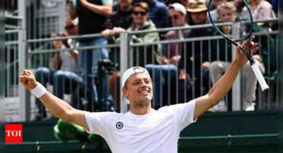 Tim van Rijthoven extends fairytale run at Wimbledon
