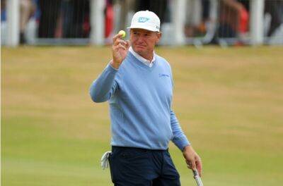 Cameron Young leads British Open, Lawrence and Els best-placed of SA contingent