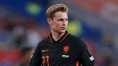 Manchester United agree on terms with Barcelona for Frenkie de Jong