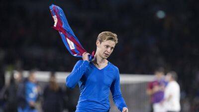 It's a good job Barcelona are famous, otherwise they'd look a total state in the Frenkie de Jong saga - The Warm-Up