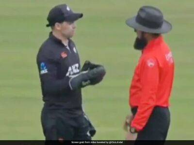 Watch: Simi Singh Survives As Umpire Overturns Decision In A Bizarre Incident During Ireland vs New Zealand 2nd ODI