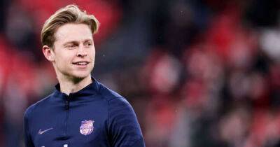 'Circus club' - Manchester United fans react to Barcelona's bizarre Frenkie de Jong claims