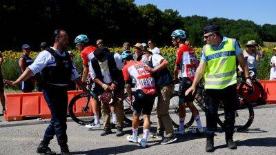 Tour de France: 'No feelings' - Caleb Ewan and Alpecin-Deceuninck fined for drafting after crash on Stage 13