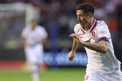 Bayern star Lewandowski poised for Barcelona move
