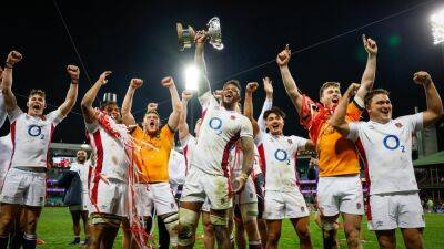 England hold off Australia to secure series victory Down Under