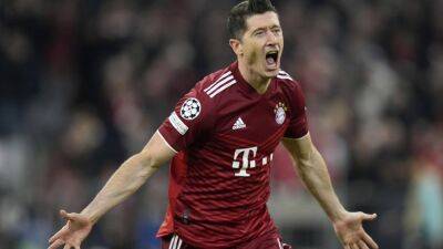 Bayern Munich star Robert Lewandowski agrees €50m Barcelona move