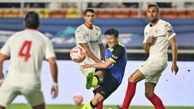 Erik Lamela - Harry Kane - Gonzalo Montiel - Kane on target again as Tottenham draw 1-1 with Sevilla - channelnewsasia.com - Britain - Spain - Argentina - South Korea -  Seoul
