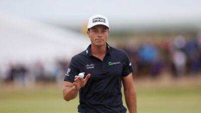 Norwegian Hovland heads crowded Open leaderboard