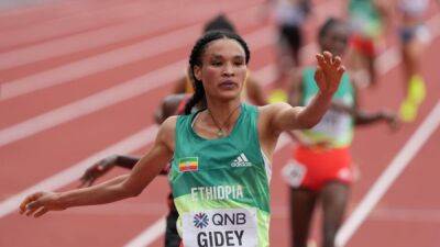 Gidey holds off Kenyans to win another 10,000m for Ethiopia