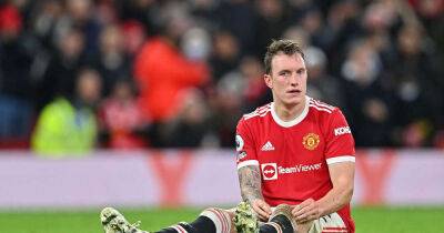 Wayne Rooney 'wants to rescue Phil Jones from Manchester United'