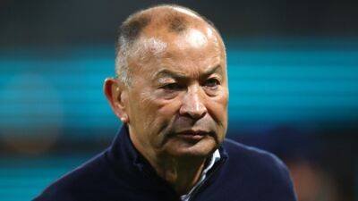 Eddie Jones in angry exchange with fan who calls him 'a traitor'