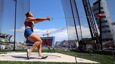 Video: Andersen, Kassanavoid lead U.S. to gold and bronze in women’s hammer throw - nbcsports.com - Usa - Canada - Poland -  Tokyo - state Oregon