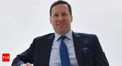 Todd Boehly - Chelsea appoint Tom Glick as president of business - timesofindia.indiatimes.com - Britain - Russia - Ukraine -  Moscow -  Clearlake