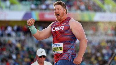 Twenty-four minutes at Hayward: Track and field worlds take frenetic turn