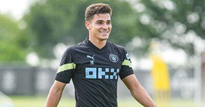 Sergio Aguero - Julian Alvarez - Sergio Aguero and Joleon Lescott praise Julian Alvarez ahead of Man City debut - manchestereveningnews.co.uk - Manchester - Usa - Argentina -  Man