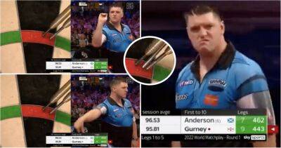2022 World Matchplay: Daryl Gurney hits no-look 180 - givemesport.com - county Anderson