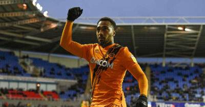 Darren Moore - Michael Smith - Josh Windass - Callum Paterson - Lee Gregory - Sheffield Wednesday are right to stick to their guns with Hull City forward Mallik Wilks - msn.com - Britain -  Hull - county Moore