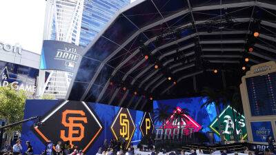Cubs draft 12-time All-Star Mark McGwire's son Mason McGwire