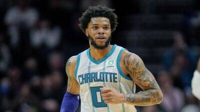 Hornets F Bridges charged with felony domestic violence, police say