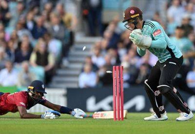 Kent Spitfires (191-5) lost to Surrey (195-6) by four wickets in T20 Blast at The Oval