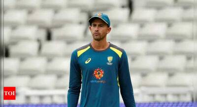 Side strain forces Australia's Ashton Agar out of Sri Lanka tour