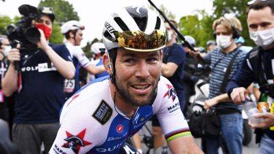 ‘Disgraceful’ – Quick-Step Alpha Vinyl blasted for conduct after Mark Cavendish omission at Tour de France