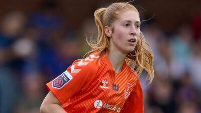 Sandy MacIver signs for Manchester City on three-year deal