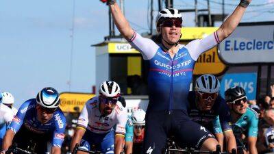 Fabio Jakobsen caps incredible comeback with Stage 2 win at Tour de France, Wout van Aert rides into yellow
