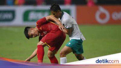 Shin Tae-Yong - Indonesia Vs Vietnam: Duel Sengit Penuh Kram - sport.detik.com - Indonesia - Vietnam