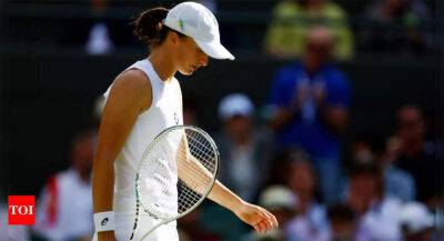 Iga Swiatek's 37-match winning streak ends at Wimbledon