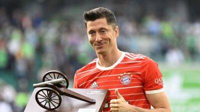 Robert Lewandowski - Barcelona complete signing of Lewandowski - channelnewsasia.com - Spain - Poland - county Miami