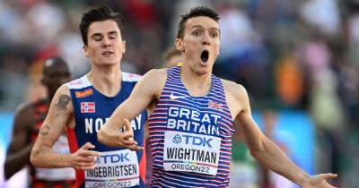 Jakob Ingebrigtsen - Jake Wightman stuns 1500m field to claim world title as dad commentates - msn.com - Britain -  Tokyo -  Eugene
