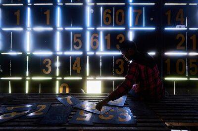 Old-style scoreboard charm as Zimbabwe blast into T20 World Cup