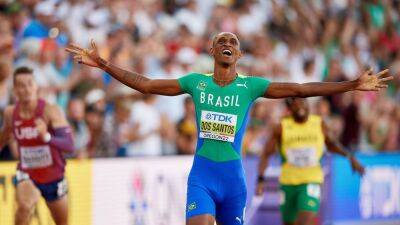 Karsten Warholm - Jakob Ingebrigtsen - World Championships: Dos Santos dethrones Warholm after storming to 400m hurdles gold - thenationalnews.com - Britain - Usa - Norway -  Santos -  Tokyo