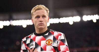 Donny van de Beek addresses claims Erik ten Hag has guaranteed him Man Utd game time