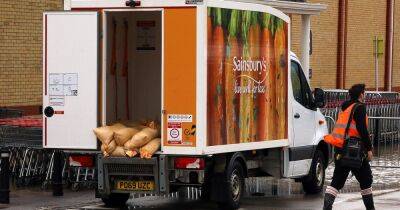 Sainsbury's drivers forced to drive without air conditioning during heatwave due to 'insane' reason - manchestereveningnews.co.uk