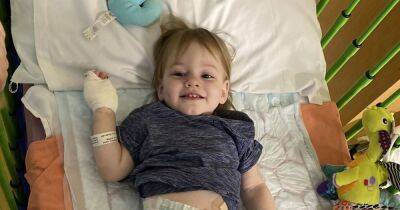 Andy Burnham - Mum's warning after baby suffers horrific burns when teapot spilled on him in café - manchestereveningnews.co.uk