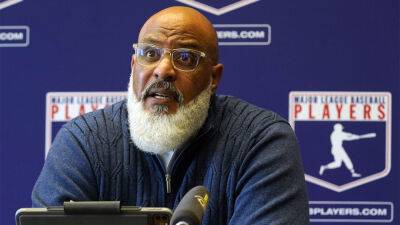 MLB Players Association head Tony Clark likely to stay on in role