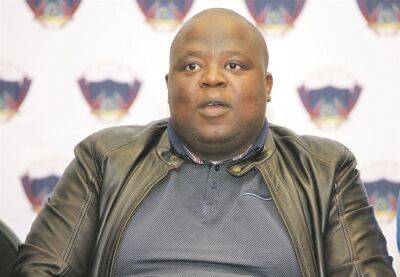 'He showed us the middle finger!': Chippa owner Mpengesi on Lentjies leaving