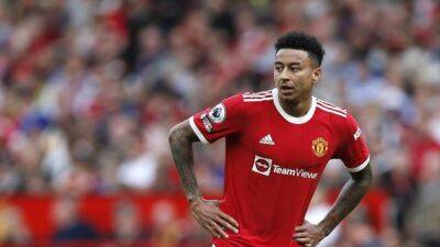 Nottingham Forest sign free agent Lingard