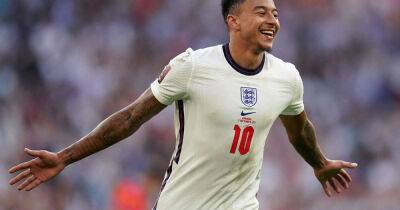 Former Manchester United midfielder Jessie Lingard snubs West Ham to join Nottingham Forest - msn.com - Manchester